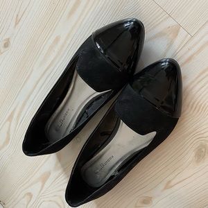 Black flats